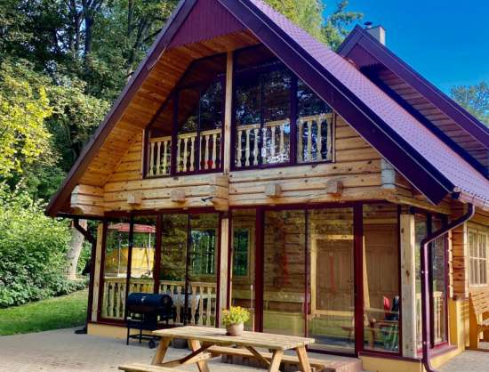 Brīvdienu māja “Baltās anemones”