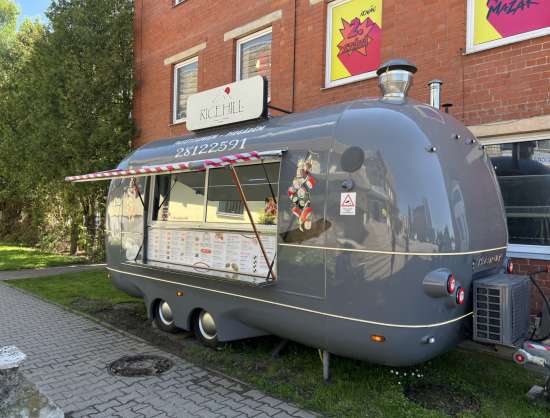 Mobilais sušī bārs 