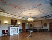 Bruknas muižas zāle