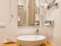 Viesnīcas Miķelis vannas istabas skats